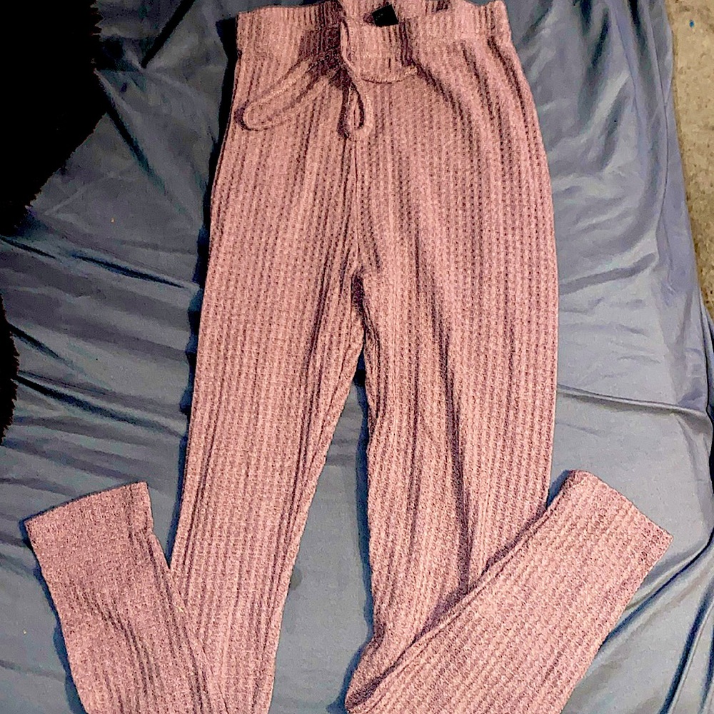 SHEIN LEGGINGS// XS